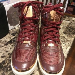 J75 jump Fearless hightops